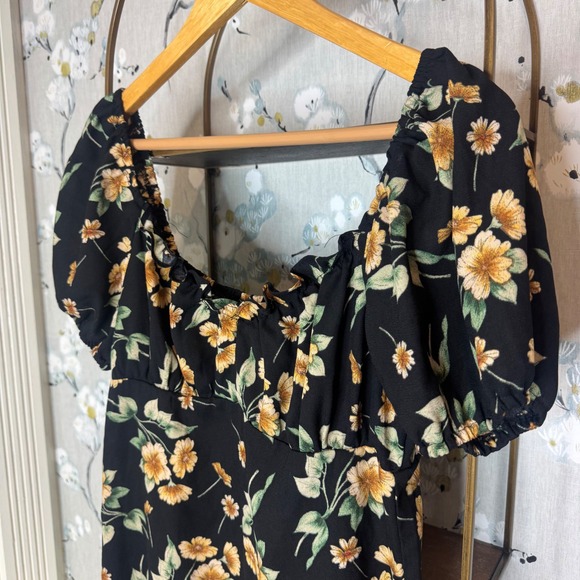 Altar'd State Floral Puff Sleeve Mini Dress Black Yellow Square Neck Womens M - Picture 3 of 8